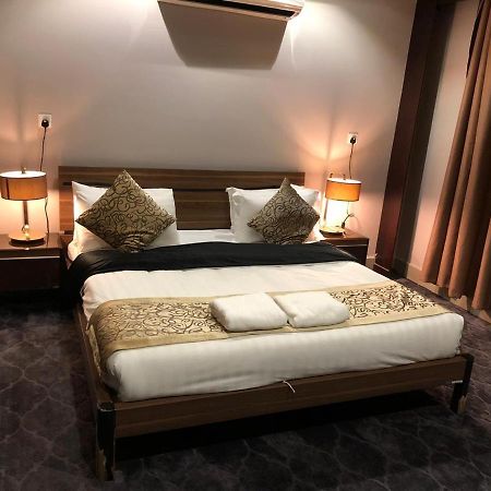 Stars Home Suites Hotel - Al Hamra Джеда Екстериор снимка