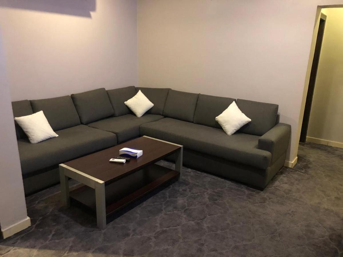 Stars Home Suites Hotel - Al Hamra Джеда Екстериор снимка